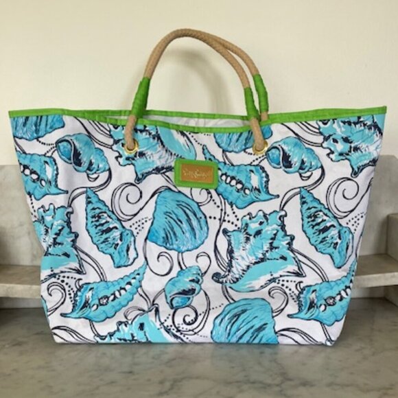 LILLY PULITZER Buena Vista Tote Blue White Shelll Jute Handles - Picture 1 of 16